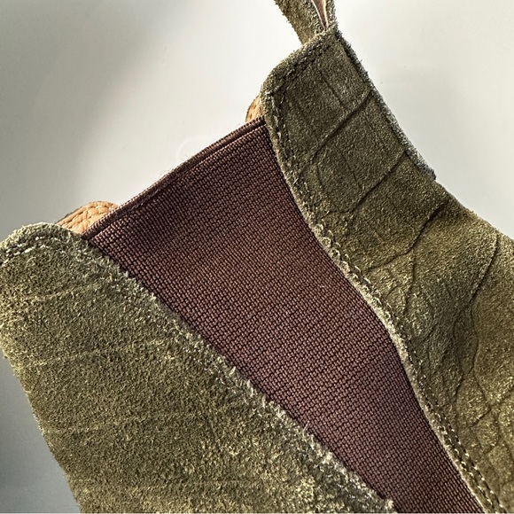 Steve Madden Audience Olive Boot 8.5 Croc Embossed Suede Block Heel Pointy Toe - Picture 8 of 11